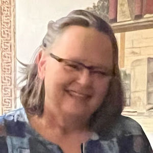 Meet your Posher, Connie